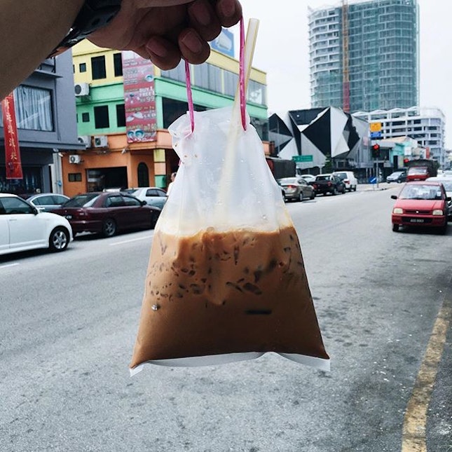 A must to have white coffee when in Ipoh and it's only SGD 70 cents for such a big pack!