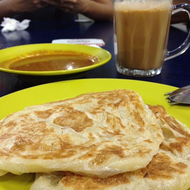One prata is never enough as we head to another prata stall just down an across the road.