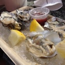 Very fresh Eagle Rocks and Barron Points oysters 😍