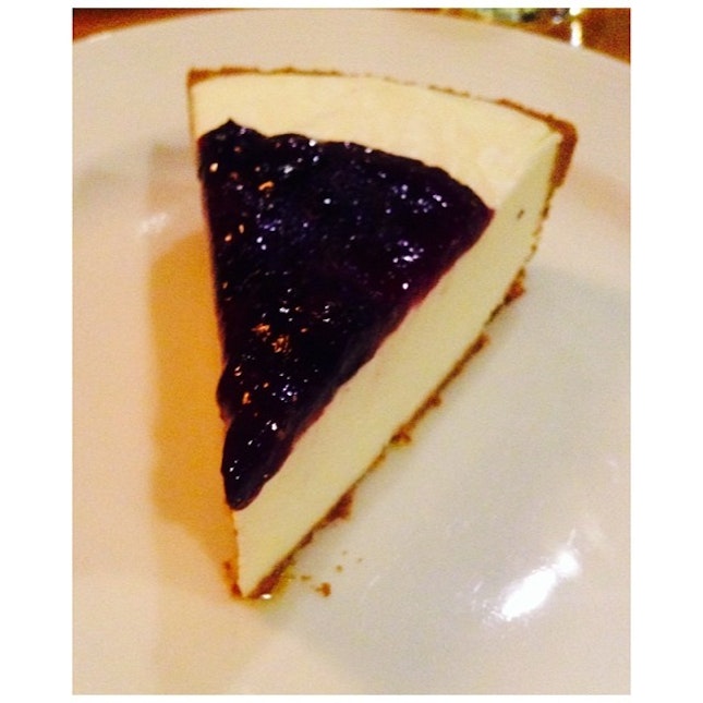 Blueberry Cheesecake 😊😘👍 #yummy #cake #happyday