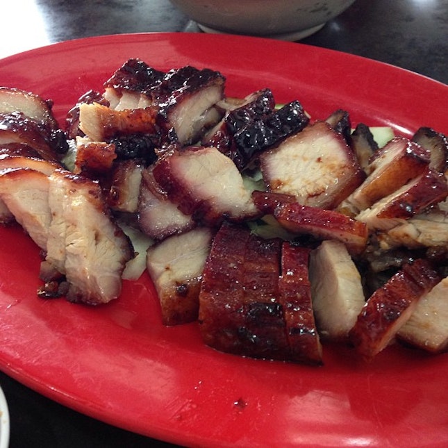 Look at the awesomeness of the char siew.