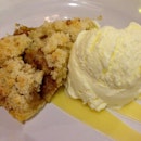 Warm Apple Pie With Vanilla Ice Cream