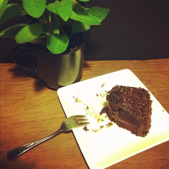Poco Deli's Blackout Cake, maximum choco goodness!
