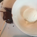 Cheesecake Ice Cream/Maja blanca/dried Apricot/marshmallow