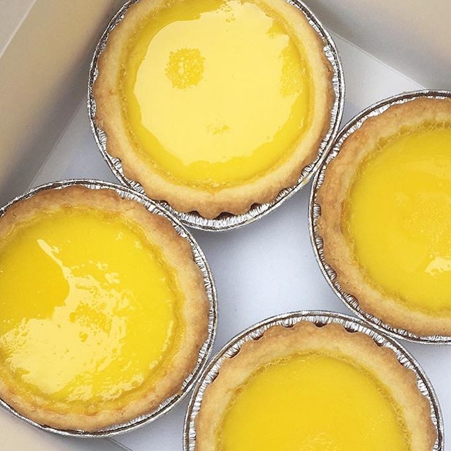 the ✨ eggtarts from the famed tai cheong bakery in hk are now available at takashimaya's food basement till 20th march!