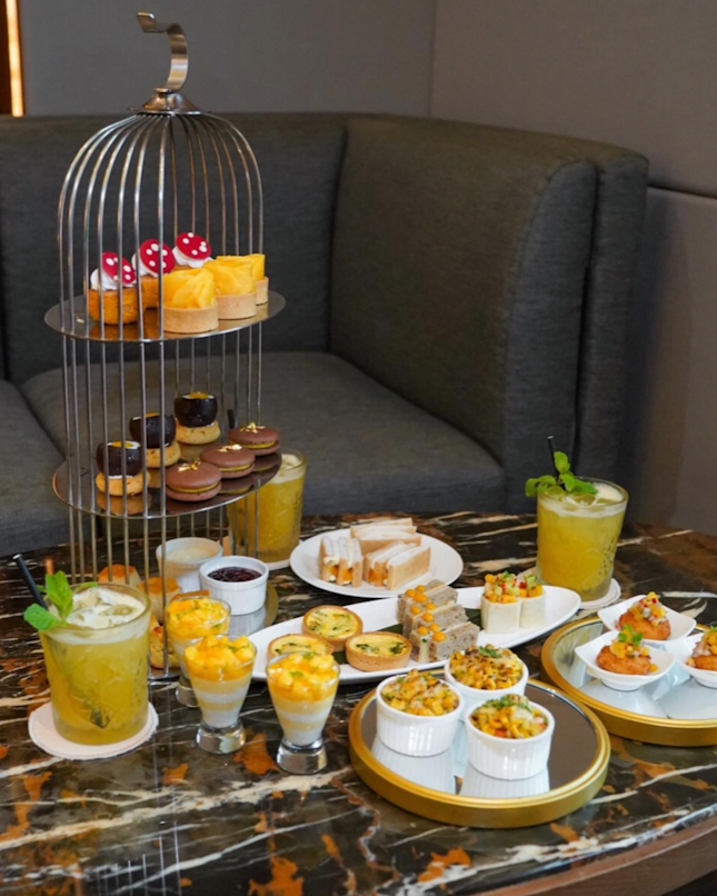 Calling all Mango fans, be pampered with Mango Themed Afternoon Tea from Crossroads Bar at @paradoxmerchantcourt, 