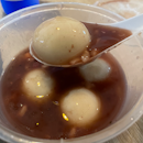 Sesame balls in Brown Rice Red bean soup