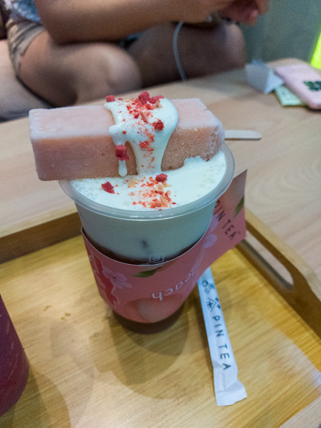 Strawberry ice cream drink 