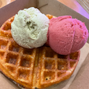 Waffle with double Scoops 