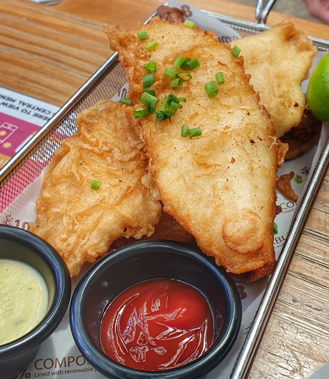 Fish and chips ($19) 🐟 2.5/5 