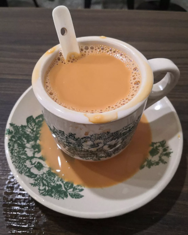 Milk tea hot (RM 2.60)