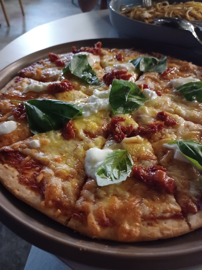 Margherita Pizza ($18)