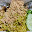 Seafood pineapple fried rice 🍍