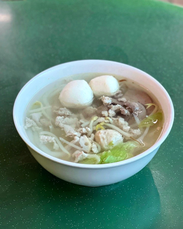 Mee Tai Mak Soup [$5.50]
