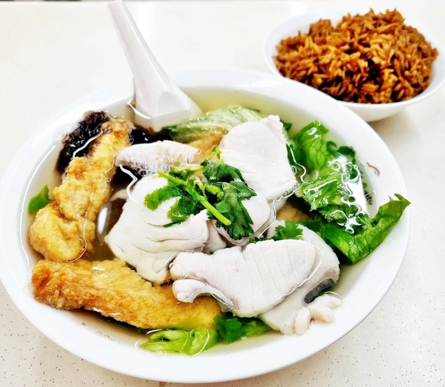 Fish Soup (SGD $7.50) @ Hong Qin Fish And Duck Porridge.
