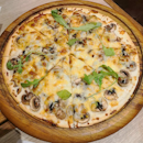 Mushroom & Truffle Flatbread Pizza($25)