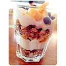 Love in a Cup for good diets #yogurt #muesli #banana #blueberry #breakfast #instafood #instagram #instalike #instadaily #instalove #diet #food
