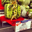 Anybody wants a square melon for 388?