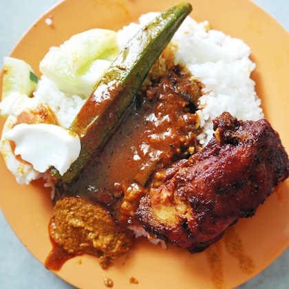 Nasi Kandar Ayam Merah Restoran Yong Suan Burpple 5 Reviews Malaysia