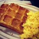 #breakfast #waffle #scrambledegg