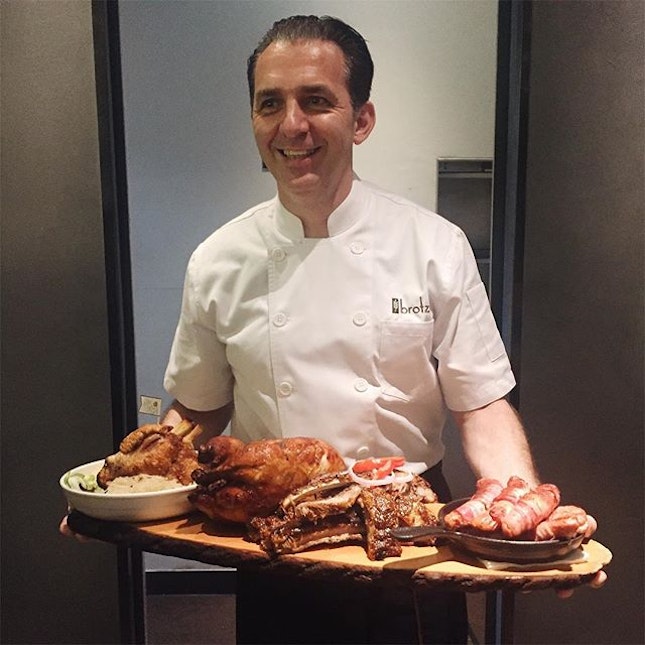 Presenting Chef @rannerwolf and the new "Wunderbare" platter at @brotzeitsg which is a true feast to satisfy any kind of meat-lover.