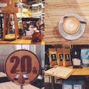 #afternoon #caffeinefix to rest our sore feet ☕️ #hkig #ighk #hkcafes #vsco #vscocam #vscogram #vscocollections #vscophile #sharefood #foodphotography #instafood #vscofeature #vscofood #vscovibe #vscostyle #vscocomp #vscoaesthetics #latte #coffeetime