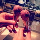 Ice cream kiss!