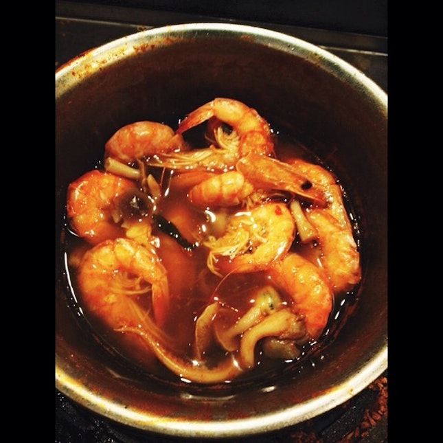 #throwback: to the 20+ prawns that made this ultra yummmmeh, I'm sorry I am a #soupaddict.