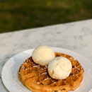 Golden Waffle with Honeycomb, Mao Shan Wang Ice-Cream