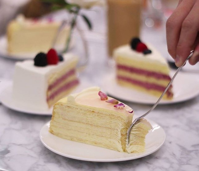 End your dinner with cakes, or have this for an afternoon tea indulgence!