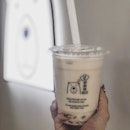 [NEW‼️] 🐻Good news to all vegans OR bubble-tea lovers🐻🌱
•
Singapore very FIRST 100% plant-based bubble tea store @mcc_singapore has officially opened at Fortune Centre 🌱 Offering bubble tea with organic plant milk alternatives, such as organic oat milk and organic soy milk.