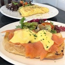 Smoked Salmon Benny + Mushroom Cheese Omelette with #BurppleBeyond’s one-for-one deal.