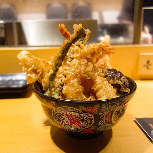There is no ten don (rice) in this tendon.