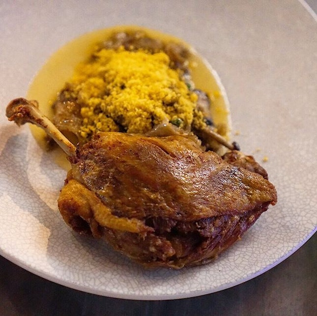 The duck confit ($16) was another signature.