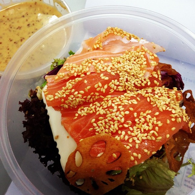 #salmon #sashimi and #tofu #salad.