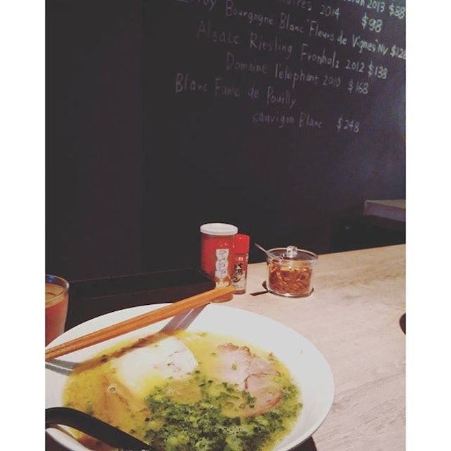 #japanese #ramen for #lunch today @ #gyozabar #Gardenia #gardeniamakan #makan #foodposting #Singapore #burpple