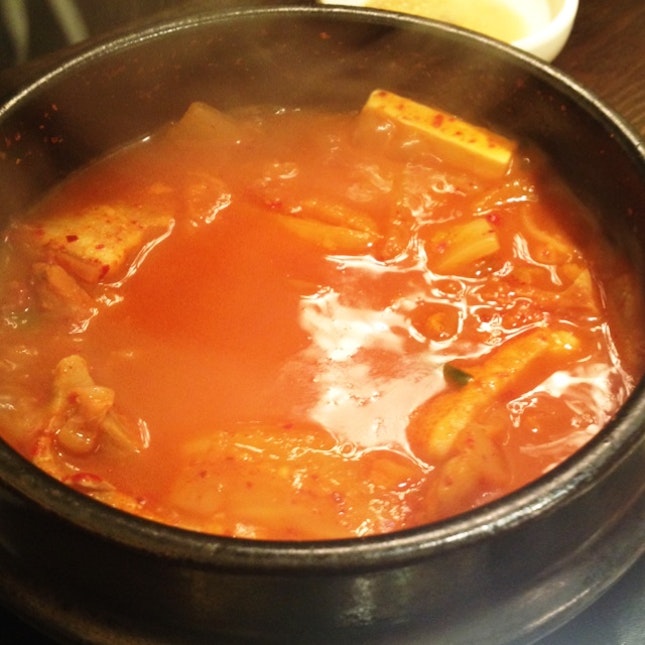 Kimchi Jjigae 