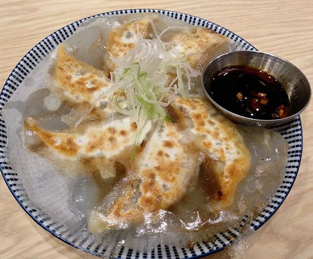 One of the side dishes we tried at afuri, as recommended by the staff, was this wing gyoza ($6.90++) which has WINGS.