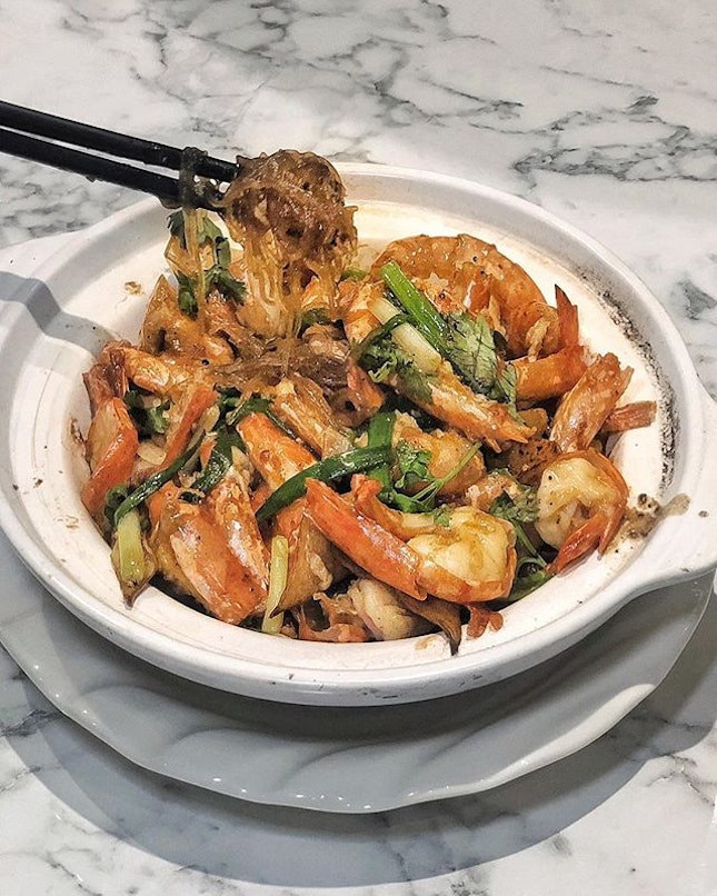 Live Prawn Vermicelli—$24.80
Totally thinking about this vermicelli with super fresh live prawns sauteed with white peppercorn, ginger and scallion in claypot.