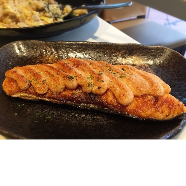 Salmon with mentai Sauce 