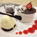 #Chocolate Melt with #Vanilla #icecream, Choco & Berry Sauce.