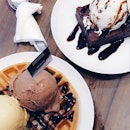 Waffles & Brownie! ✨