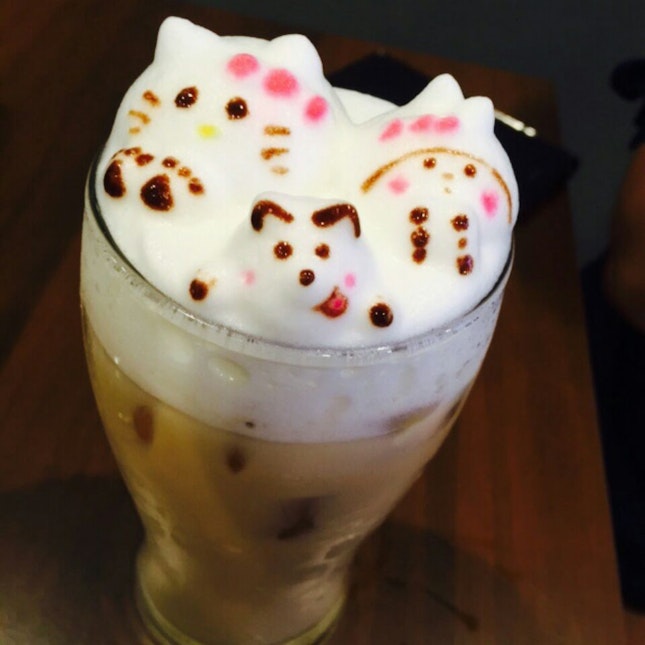 iced latte with cute latte art