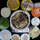 Another alternative of chicken hotpot that is pretty good to consume during the cold weather.