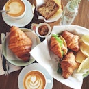 Croissants party with happy pill
@seasons1217 
#breakfast#sunday#foodgram#foodpic#instafood#instapic#foodesteem#foodphotography#instamood#cafehopping#sgcafe#percolatesg#picoftheday#delish#nomnom#iweeklyfood#foodie