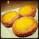 Very nice egg tarts from Honolulu!