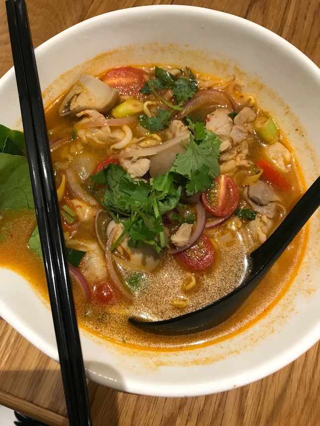 Tom Yam Noodle Soup With Chicken