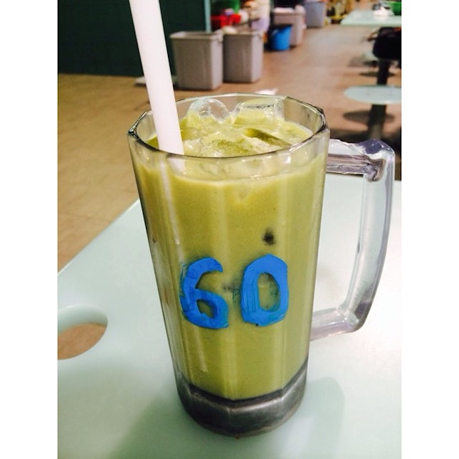 Tried the avocado juice from 发胜 Avocado as I was nearer to it than the 2 rivaling avocado juice stalls!