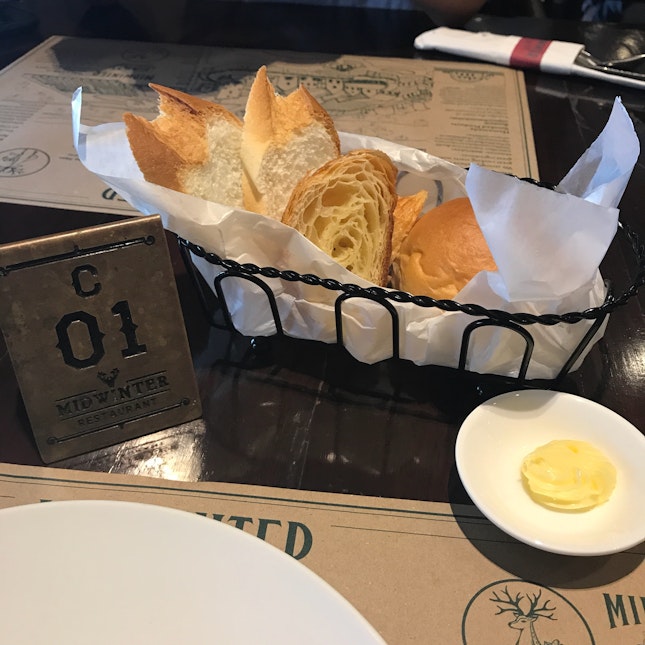 Complimentary Bread Basket