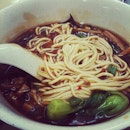 酸辣汤拉面 / Spicy and sour noodles - at our usual dimsum place #noodles #spicy #sour #Chinese #food #foodie #foodporn #yum #yummy #sgig #instasg